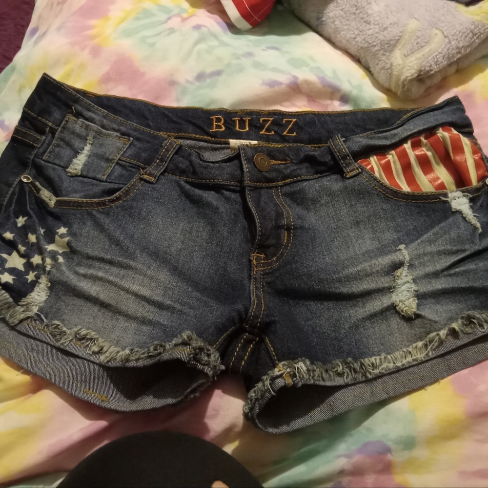 Red White and Blue shorts nwot... never worn just too short for me